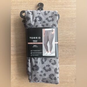 Torrid Full Length With Pockets Signature Waist Premium Leopard Leggings Size 1